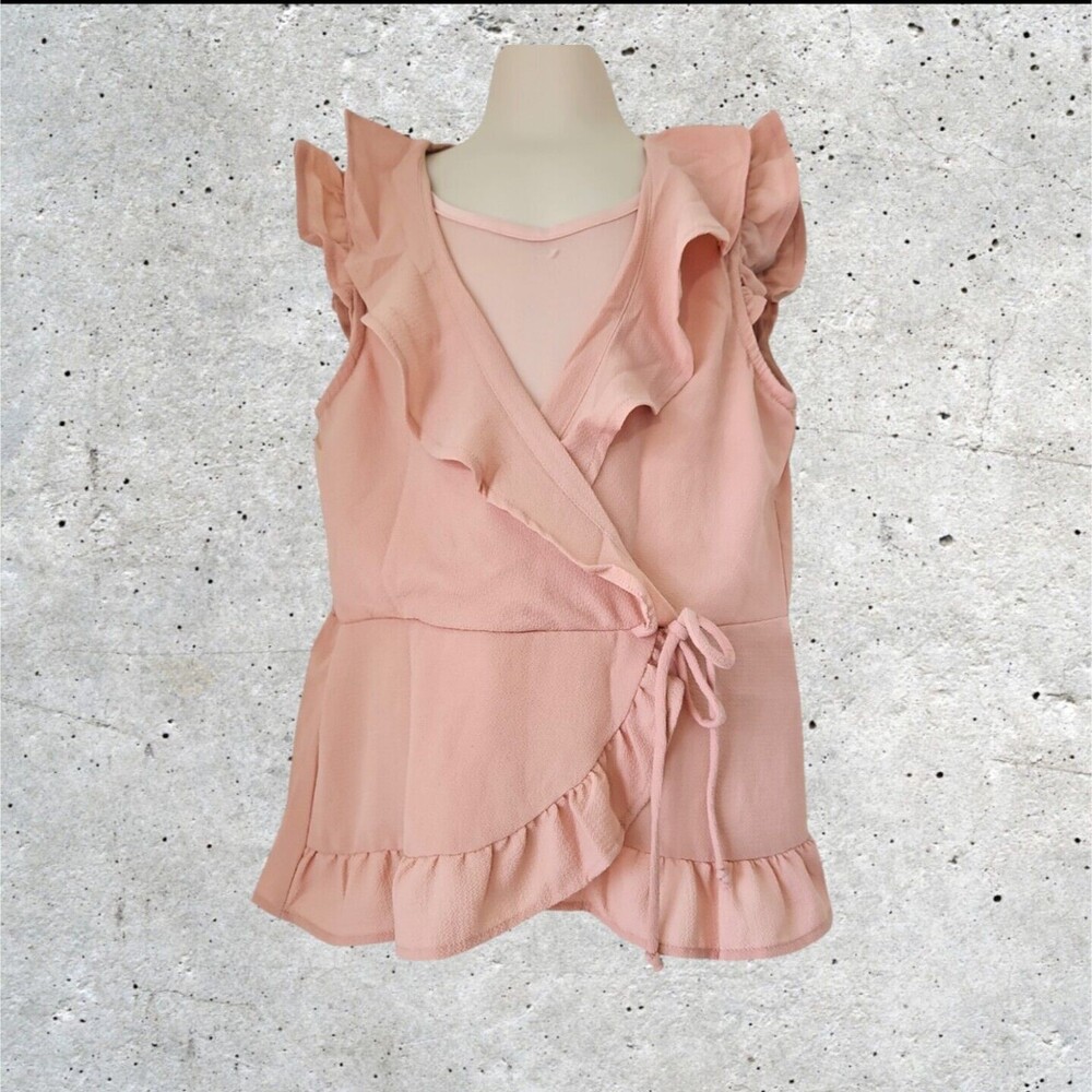 Monteau Girls Short Sleeve Ruffle Faux Wrap Salmón  Blouse Top Size 10